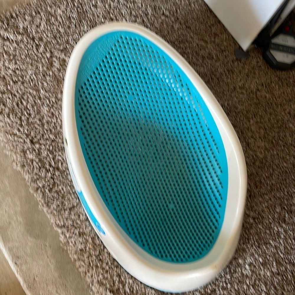 Angelcare Infant Bath support- used good condition